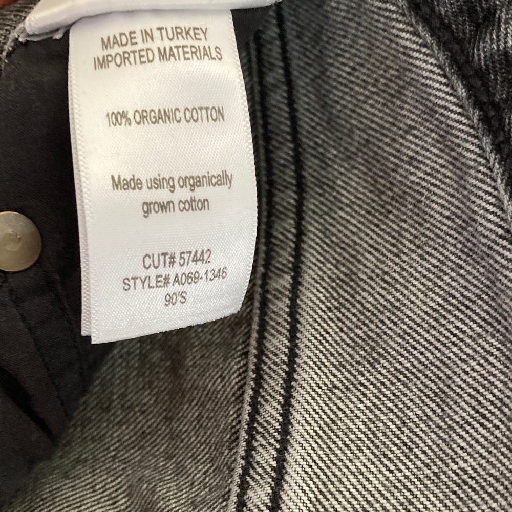 Agolde Distressed Gray Jeans - Picture 8 of 9